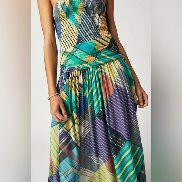 NWT Free People Samara Smocked Maxi Dress Strapless Handkerchief M *FLAWED* - Picture 3 of 14